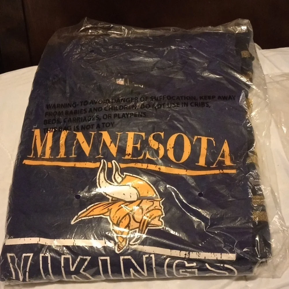 Men NFL Pajamas Minnesota Vikings 2XL& Slippers size 11 - Picture 6 of 7